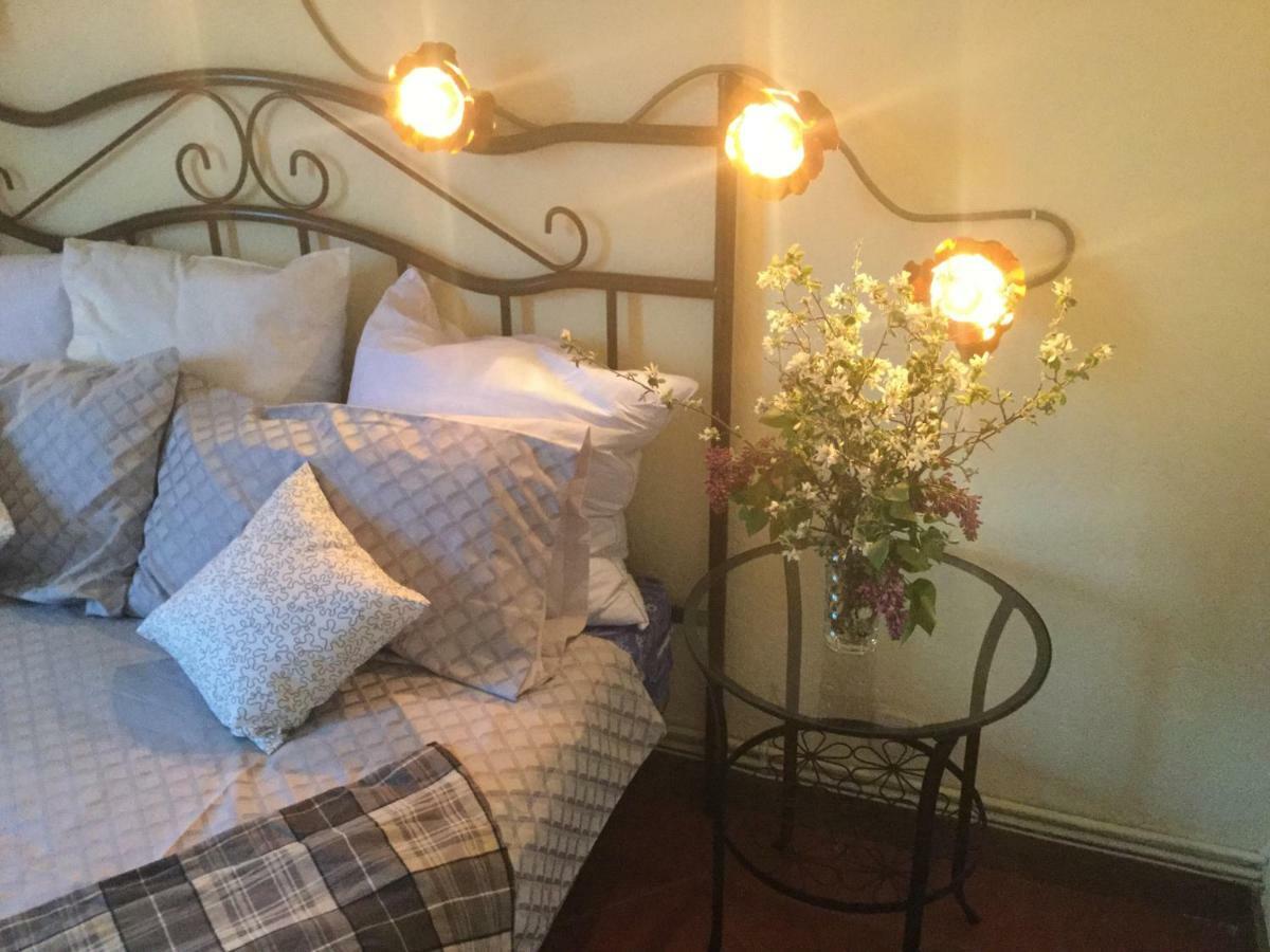 Casa Lola Bed & Breakfast Pelegrina Exterior photo