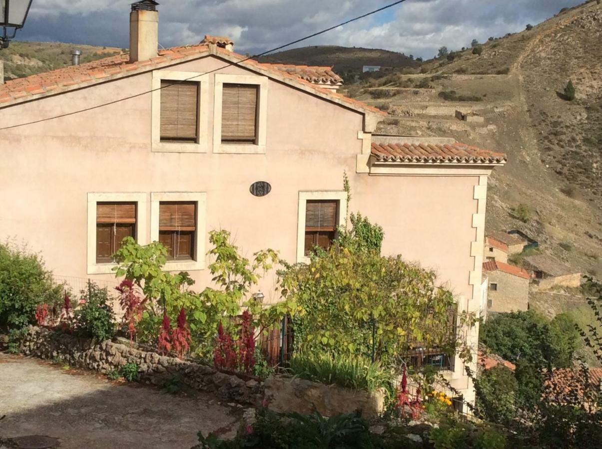 Casa Lola Bed & Breakfast Pelegrina Exterior photo